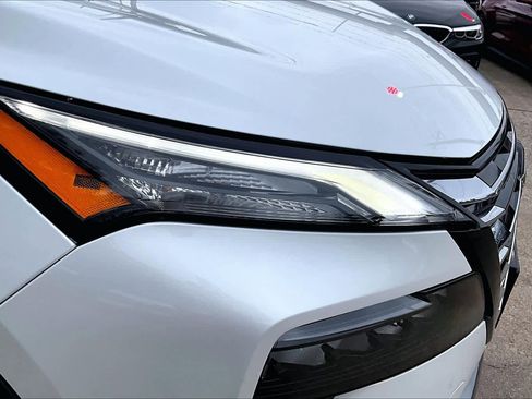 Used 2024 Nissan Rogue SL w/ SL Premium Package FWD image 27