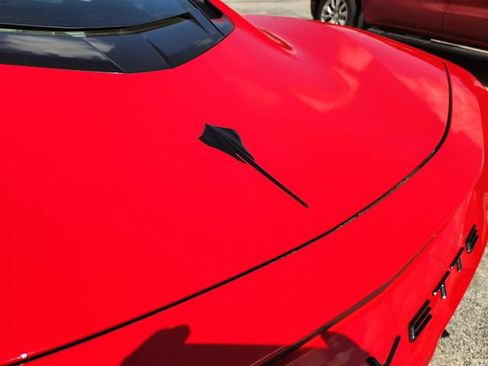 Used 2023 Chevrolet Corvette Stingray Coupe w/ 1LT RWD image 9