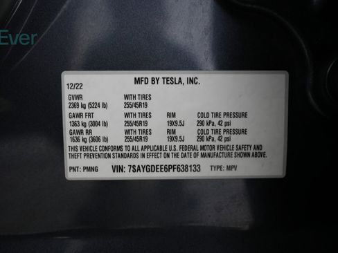Used 2023 Tesla Model Y Long Range AWD/4WD image 29
