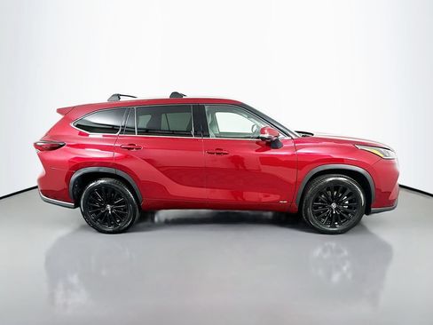 Used 2026 Toyota Highlander Limited AWD/4WD image 4