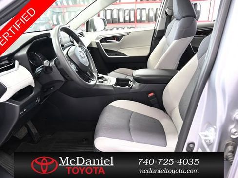 Certified 2020 Toyota RAV4 XLE w/ Convenience Package image 10