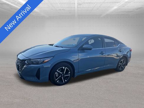 Used 2024 Nissan Sentra SV FWD image 1