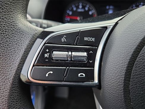 Used 2020 Kia Forte LXS image 21