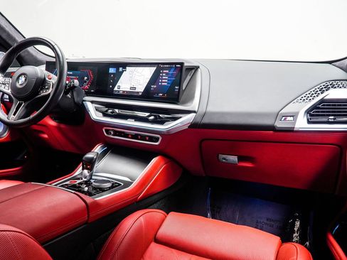 Used 2023 BMW XM image 24