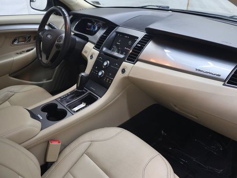 Used 2018 Ford Taurus SEL w/ Equipment Group 201A AWD/4WD image 10