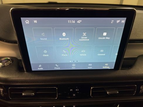 Certified 2023 Lincoln Aviator AWD w/ Premium Package image 9