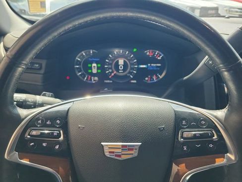 Used 2020 Cadillac Escalade Luxury RWD image 26