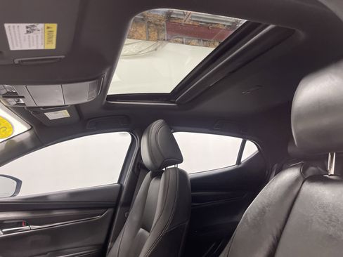 Used 2021 MAZDA MAZDA3 AWD 2.5 Turbo Hatchback image 13