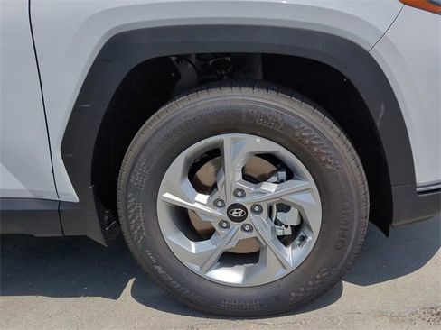Used 2023 Hyundai Tucson SEL image 11