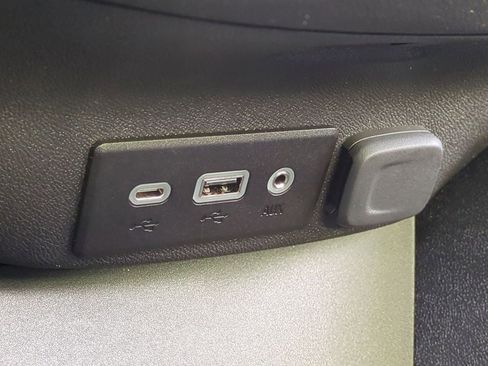 Used 2022 Chevrolet Malibu RS image 33