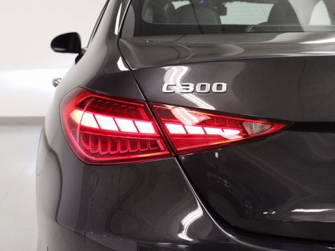 Certified 2022 Mercedes-Benz C 300 4MATIC Sedan image 11