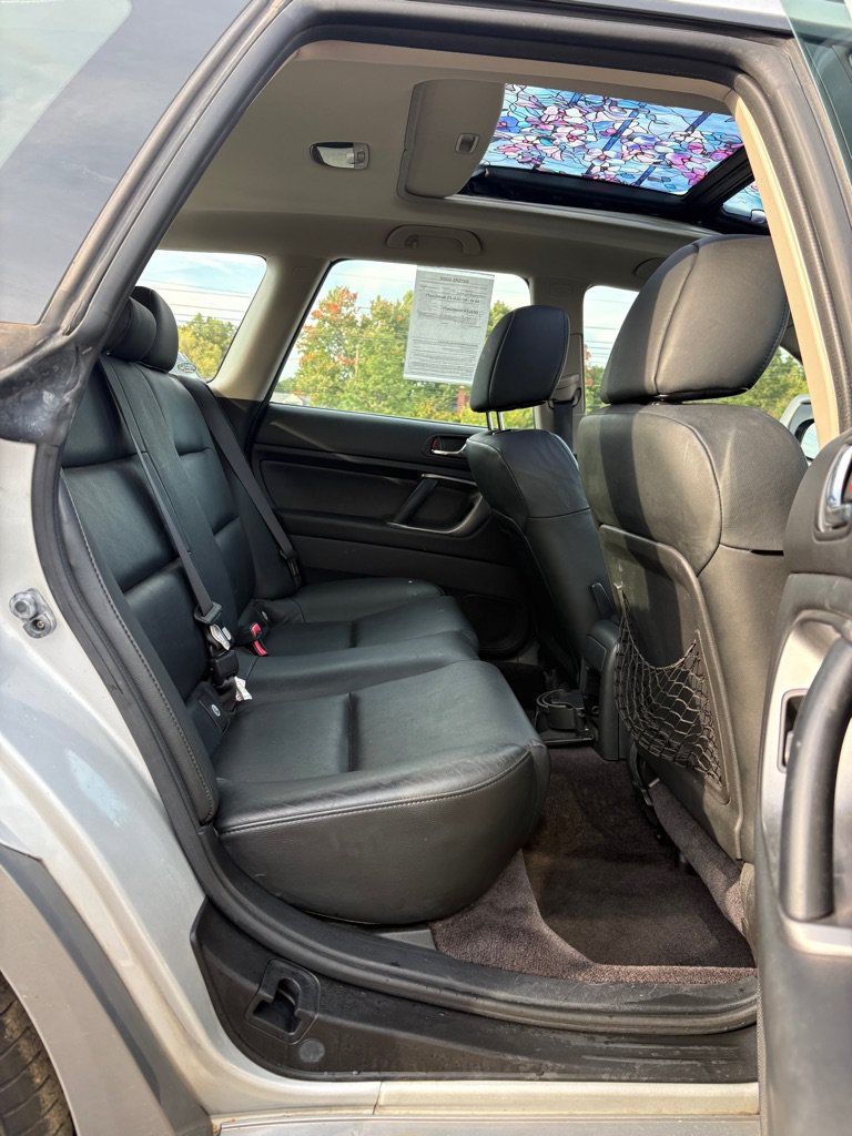 Used 2006 Subaru Outback 2.5i Limited AWD/4WD image 12