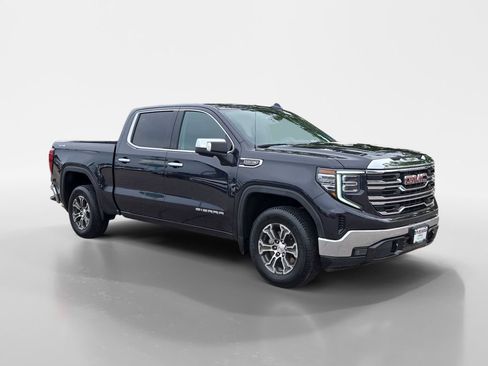 Used 2025 GMC Sierra 1500 SLT AWD/4WD image 8