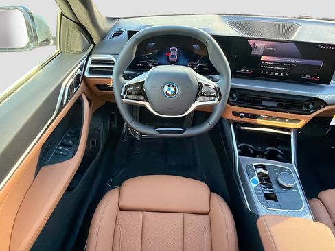 New 2026 BMW i4 eDrive40 w/ Parking Assistance Package RWD image 16