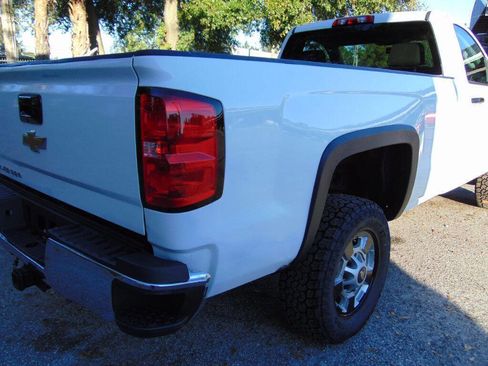 Used 2017 Chevrolet Silverado 2500 W/T w/ WT Convenience Package image 10