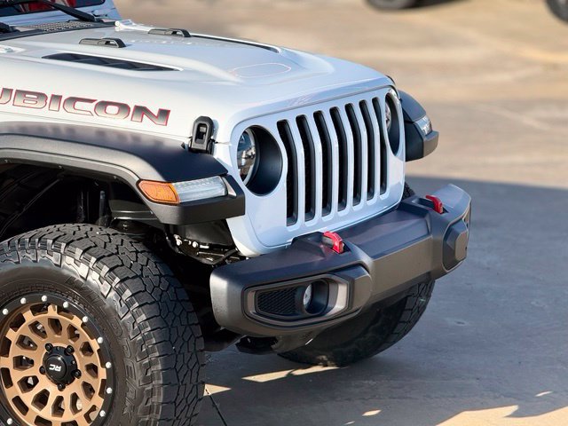 Used 2023 Jeep Gladiator Rubicon w/ LED Lighting Group AWD/4WD image 9