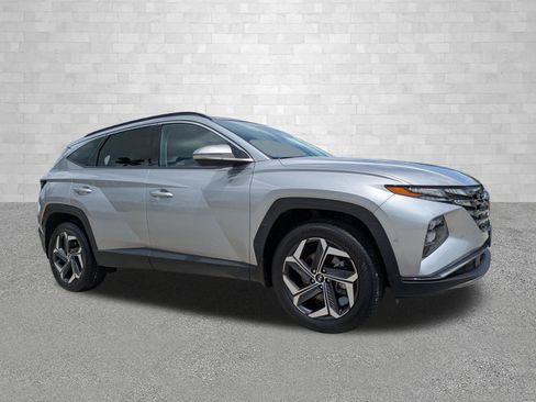 Certified 2022 Hyundai Tucson Limited w/ Cargo Package AWD/4WD image 1