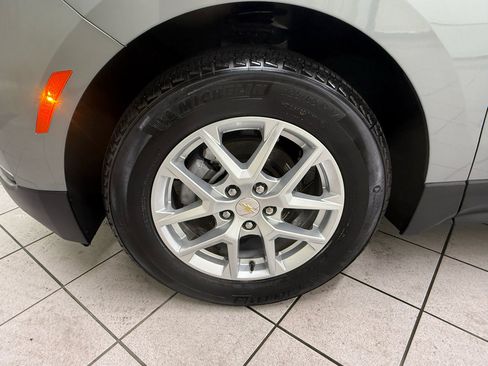 Certified 2024 Chevrolet Equinox LT w/ LPO, Floor Liner Package image 12