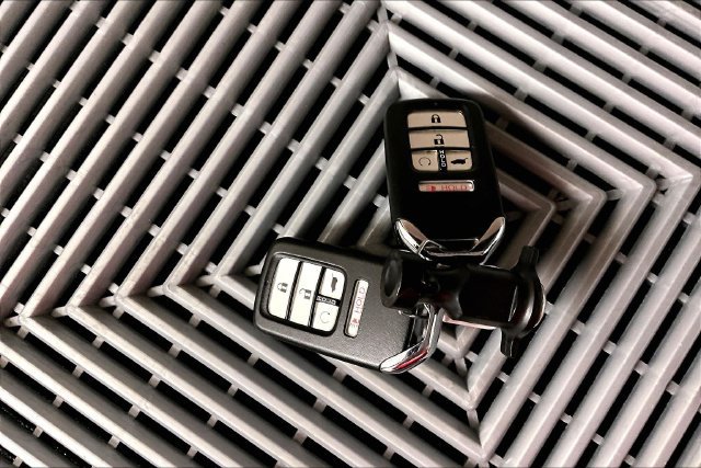 Used 2022 Honda Pilot Special Edition image 11