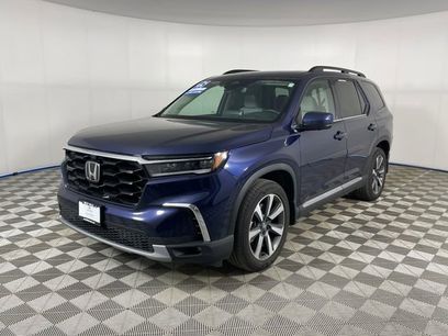 Used 2025 Honda Pilot Elite