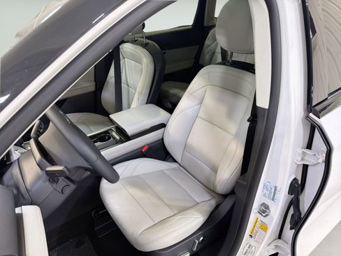 New 2026 Lincoln Nautilus Premier w/ Equipment Group 102A AWD/4WD image 10