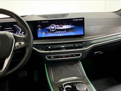 Used 2026 BMW X5 xDrive40i AWD/4WD image 22