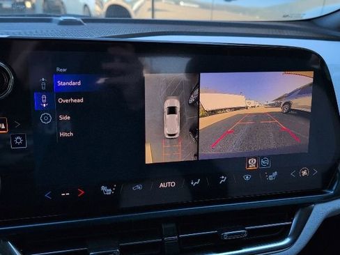 New 2026 Chevrolet Equinox EV LT image 24