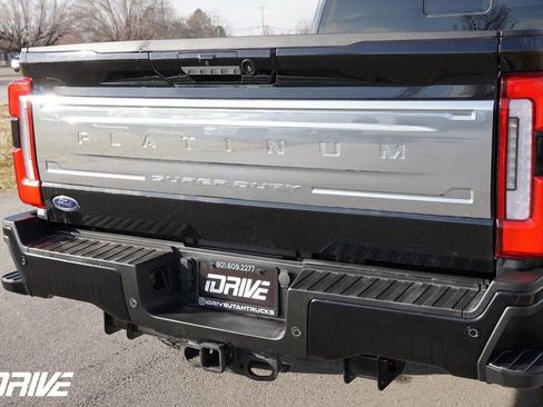 Used 2024 Ford F350 Platinum image 10