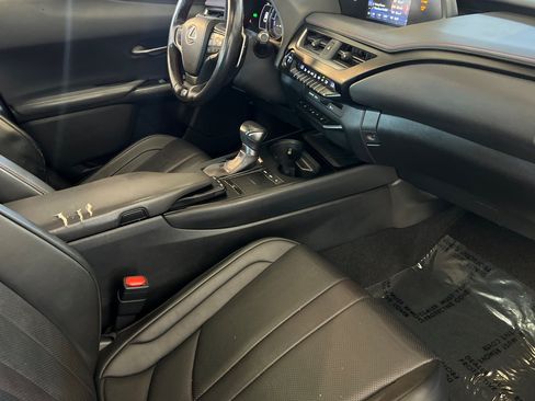 Used 2019 Lexus UX 250h F Sport w/ F Sport Premium Package AWD/4WD image 34