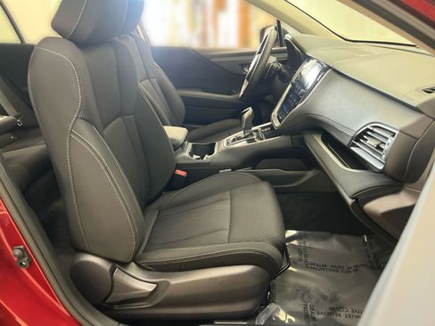 Used 2025 Subaru Legacy Premium AWD/4WD image 31
