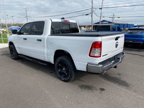 Used 2023 RAM 1500 Big Horn AWD/4WD image 3