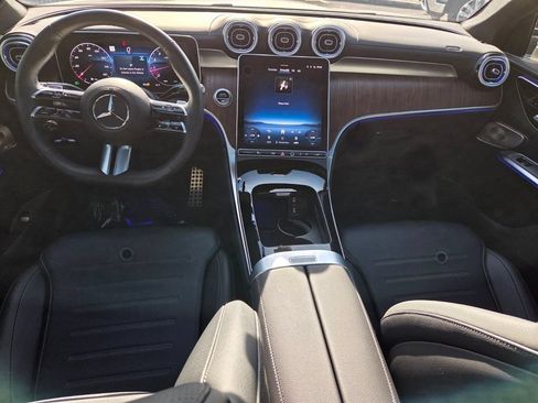 Used 2026 Mercedes-Benz GLC 300 4MATIC image 9