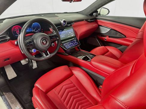 Used 2024 Maserati GranTurismo Trofeo AWD/4WD image 9