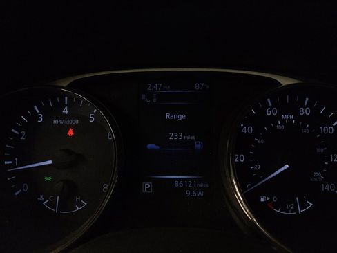 Used 2015 Nissan Rogue SL w/ SL Premium Package image 23