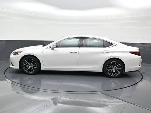 Used 2023 Lexus ES 350 w/ Premium Package image 2