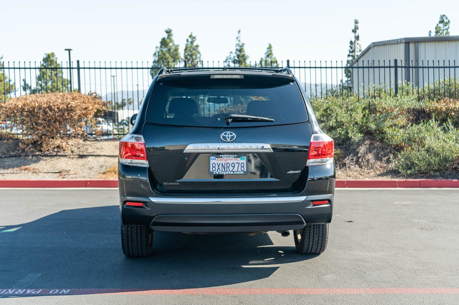 Used 2013 Toyota Highlander Limited AWD/4WD image 8