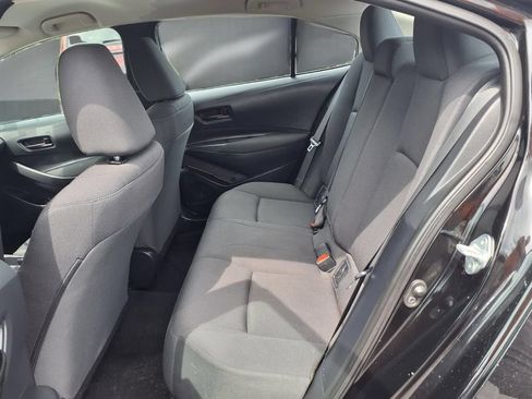 Used 2025 Toyota Corolla LE FWD image 22