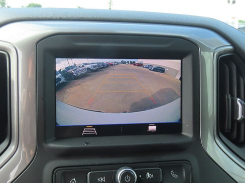 Used 2020 Chevrolet Silverado 1500 Custom w/ Custom Value Package RWD image 30