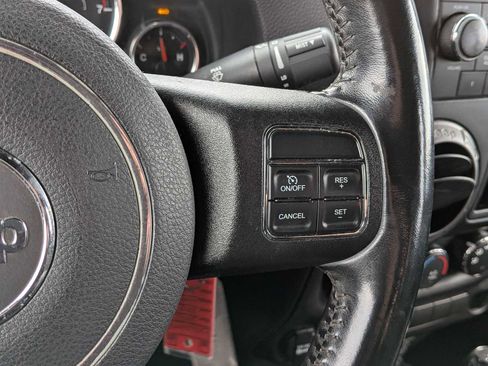 Used 2016 Jeep Wrangler Unlimited Sport w/ Connectivity Group image 22