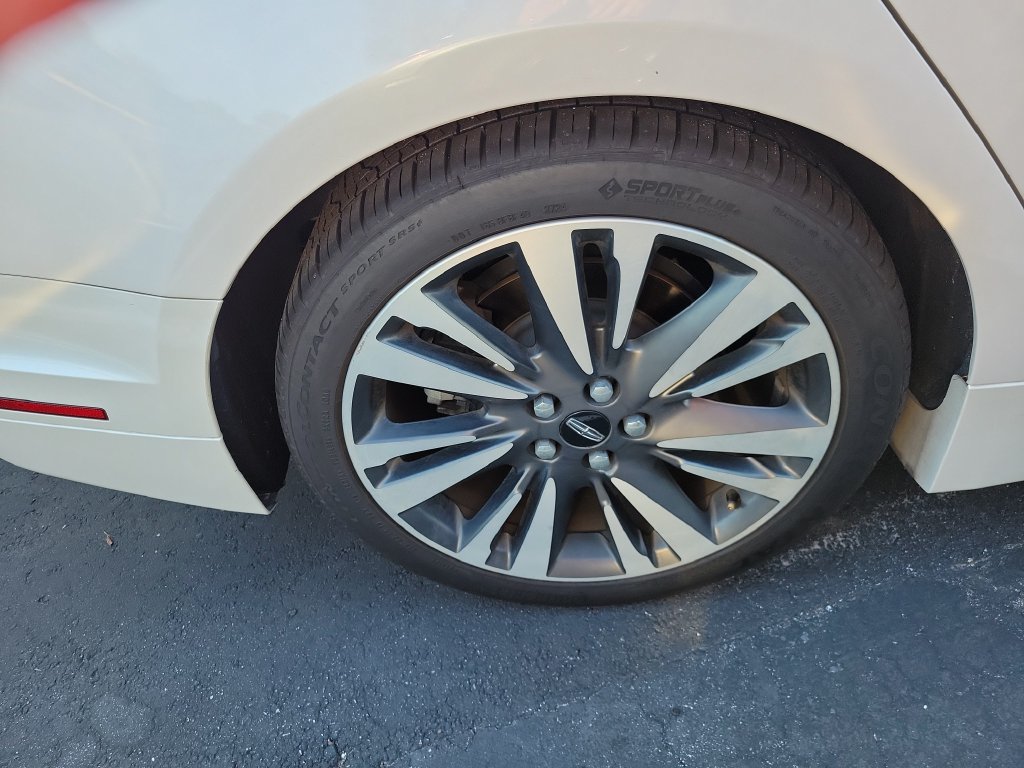 Used 2017 Lincoln MKZ Reserve w/ Technology Package FWD image 12