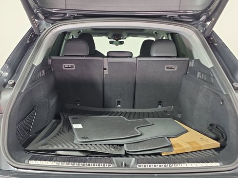 New 2026 Audi Q5 Premium AWD/4WD image 9