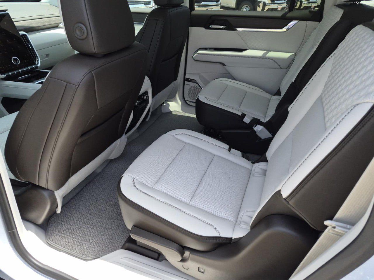 New 2026 GMC Acadia Denali w/ Super Cruise Package AWD/4WD image 14