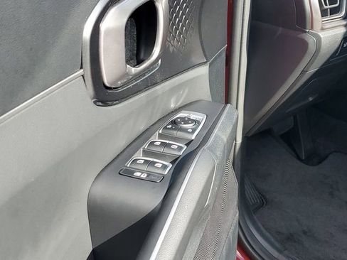 Certified 2025 Kia Sorento EX FWD image 19