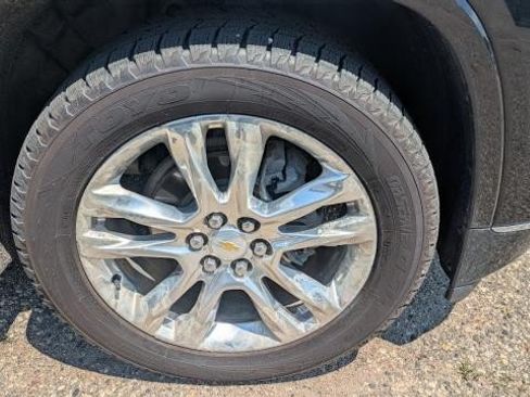 Used 2021 Chevrolet Traverse High Country AWD/4WD image 10