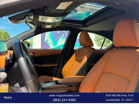 Used 2025 Lexus IS 350 F Sport w/ Accessory Package RWD image 15