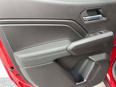 New 2026 GMC Canyon Elevation w/ Convenience Package image 16