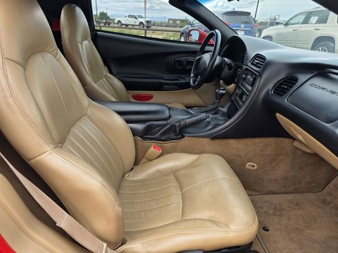 Used 1998 Chevrolet Corvette Convertible image 10