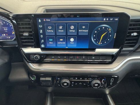 Used 2024 Chevrolet Silverado 1500 High Country w/ High Country Premium Package AWD/4WD image 30