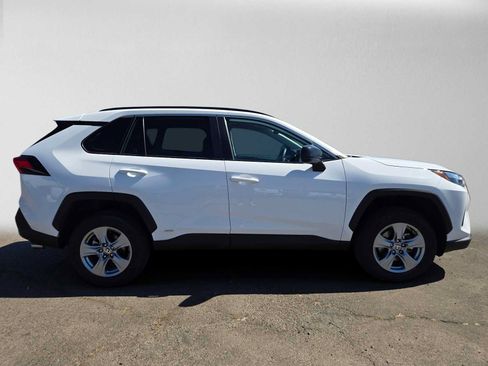 Certified 2025 Toyota RAV4 LE AWD/4WD image 2