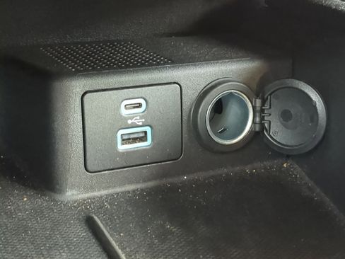 Certified 2023 Ford Escape Active AWD/4WD image 32